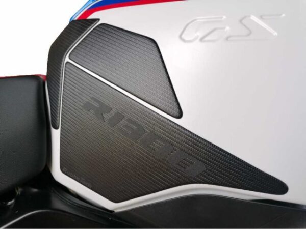 R1300GSA kneepad + extension