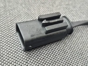 TLA - BMW Tail Light Activator male connector